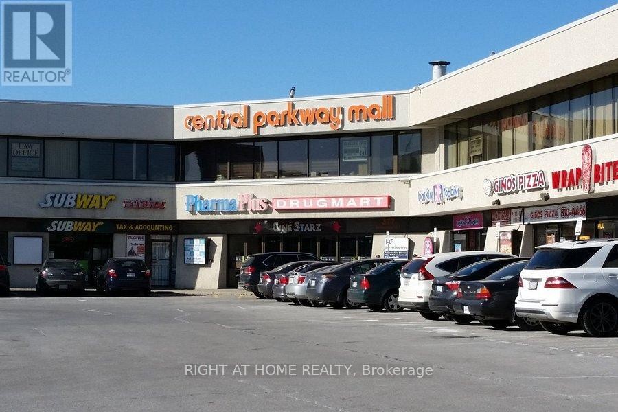 












BASEMENT UNIT - 289 LAURENTIAN AVENUE

,
Mississauga (Hurontario),




Ontario
L4Z2S2

