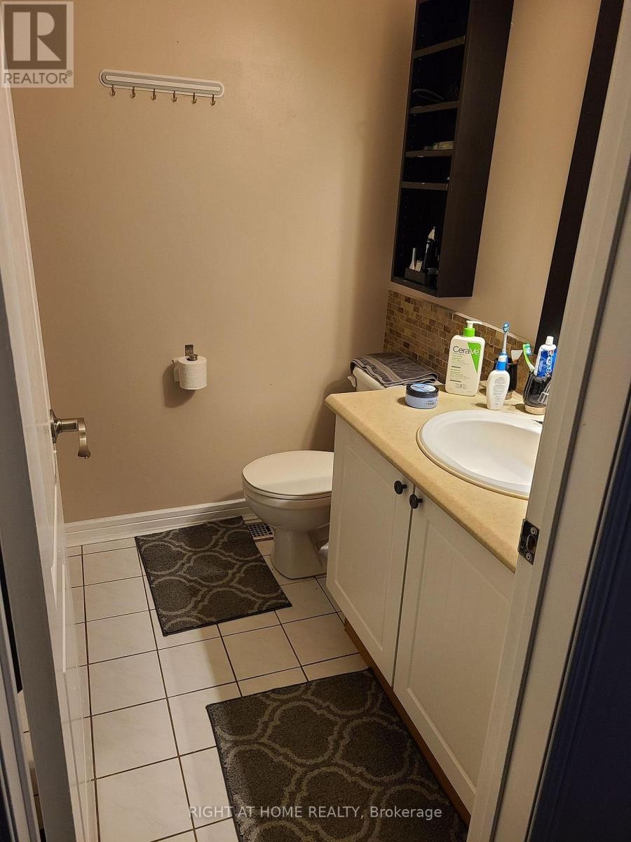 












3919 ARVONA PLACE

,
Mississauga (Churchill Meadows),




Ontario
L5M6L3

