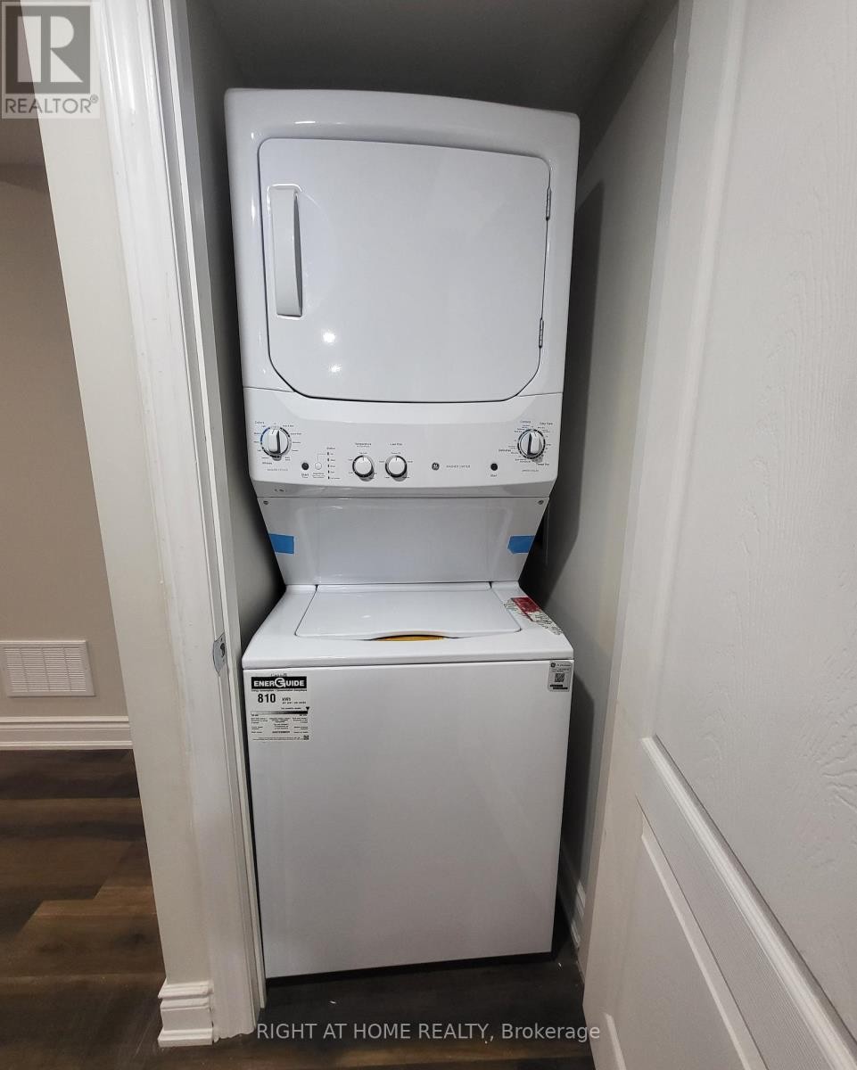 












BSMNT - 5457 MEADOWCREST AVENUE

,
Mississauga (Churchill Meadows),




Ontario
L5M0V7

