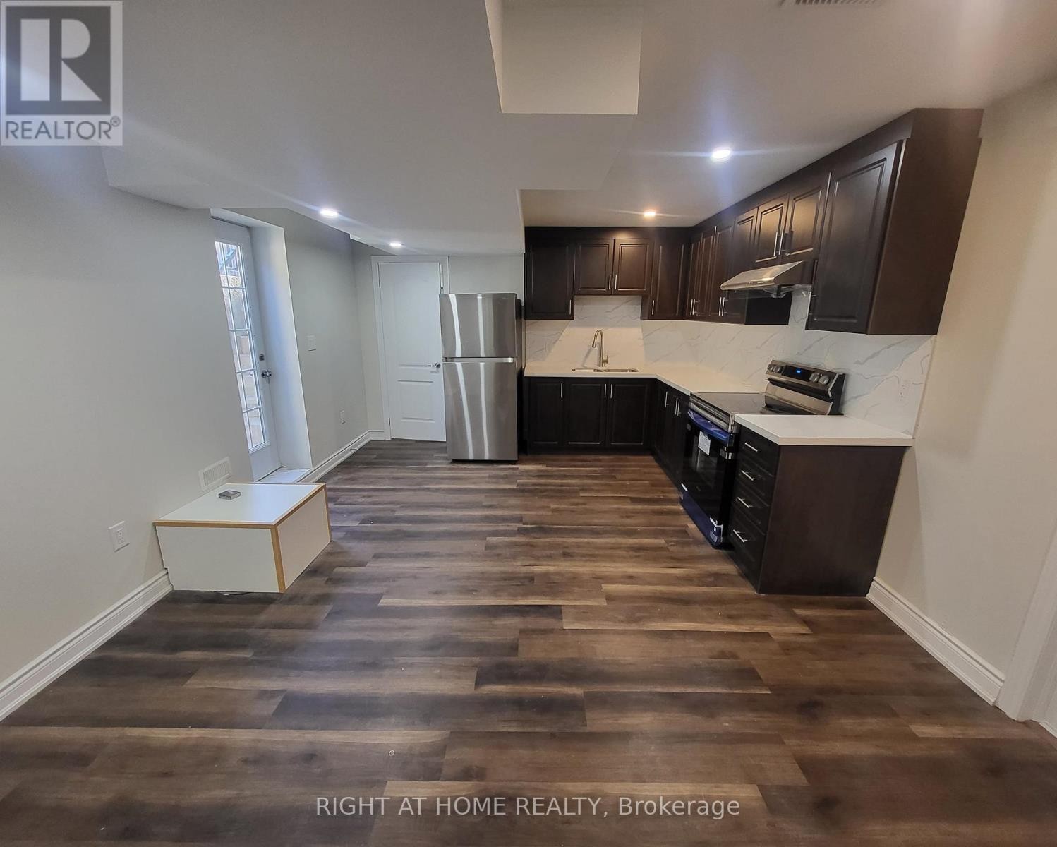 












BSMNT - 5457 MEADOWCREST AVENUE

,
Mississauga (Churchill Meadows),




Ontario
L5M0V7

