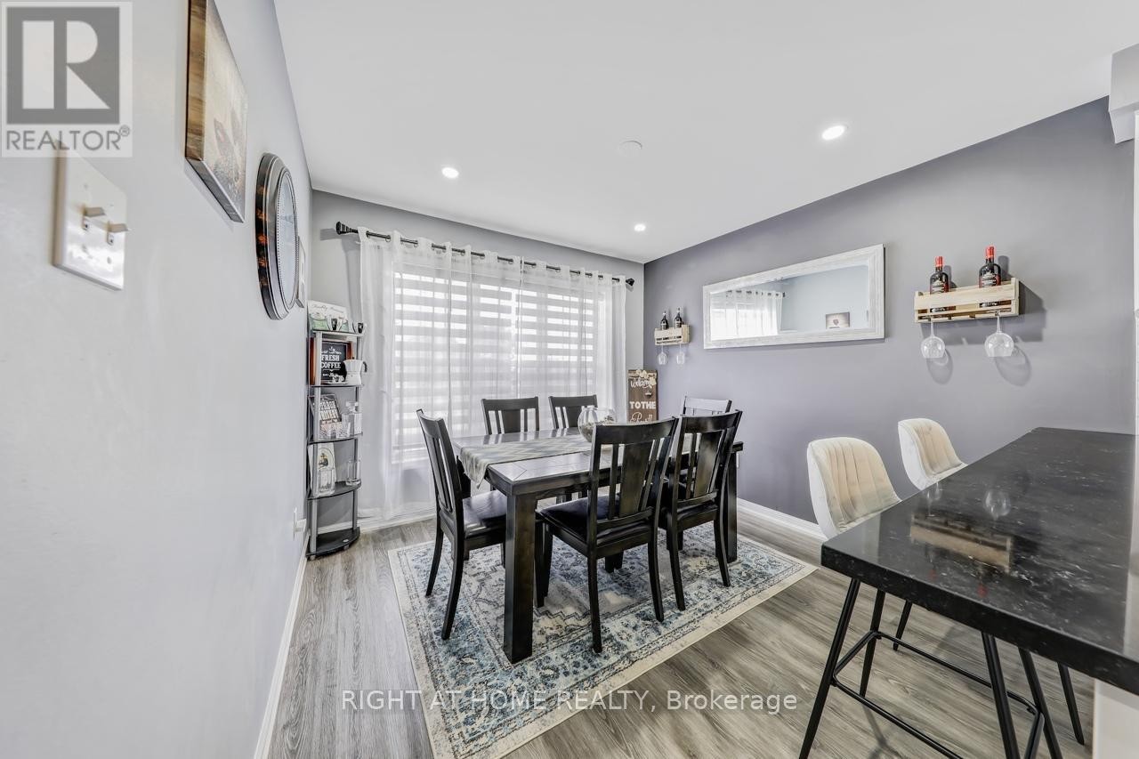 












23 SEED HOUSE LANE

,
Halton Hills (Georgetown),




Ontario
L7G6K3

