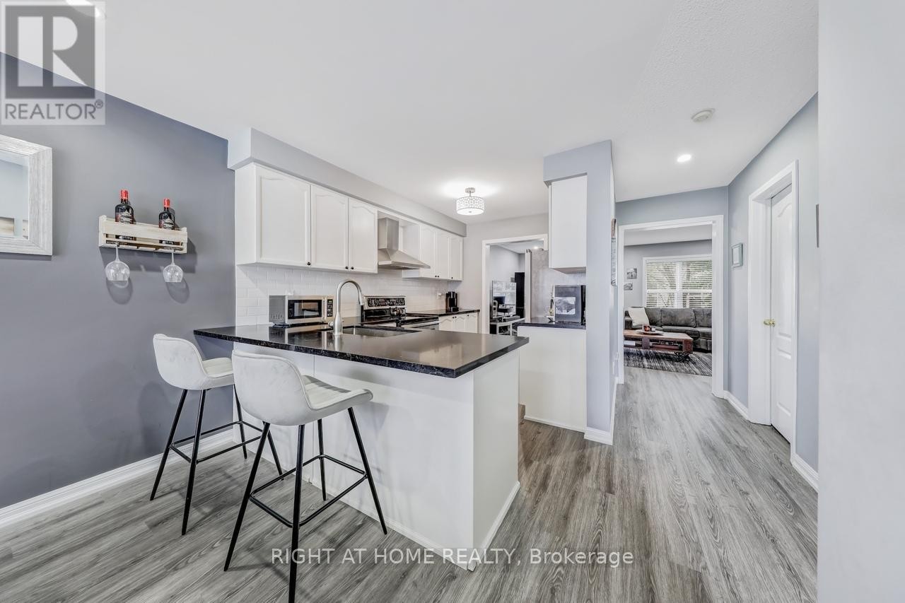 












23 SEED HOUSE LANE

,
Halton Hills (Georgetown),




Ontario
L7G6K3

