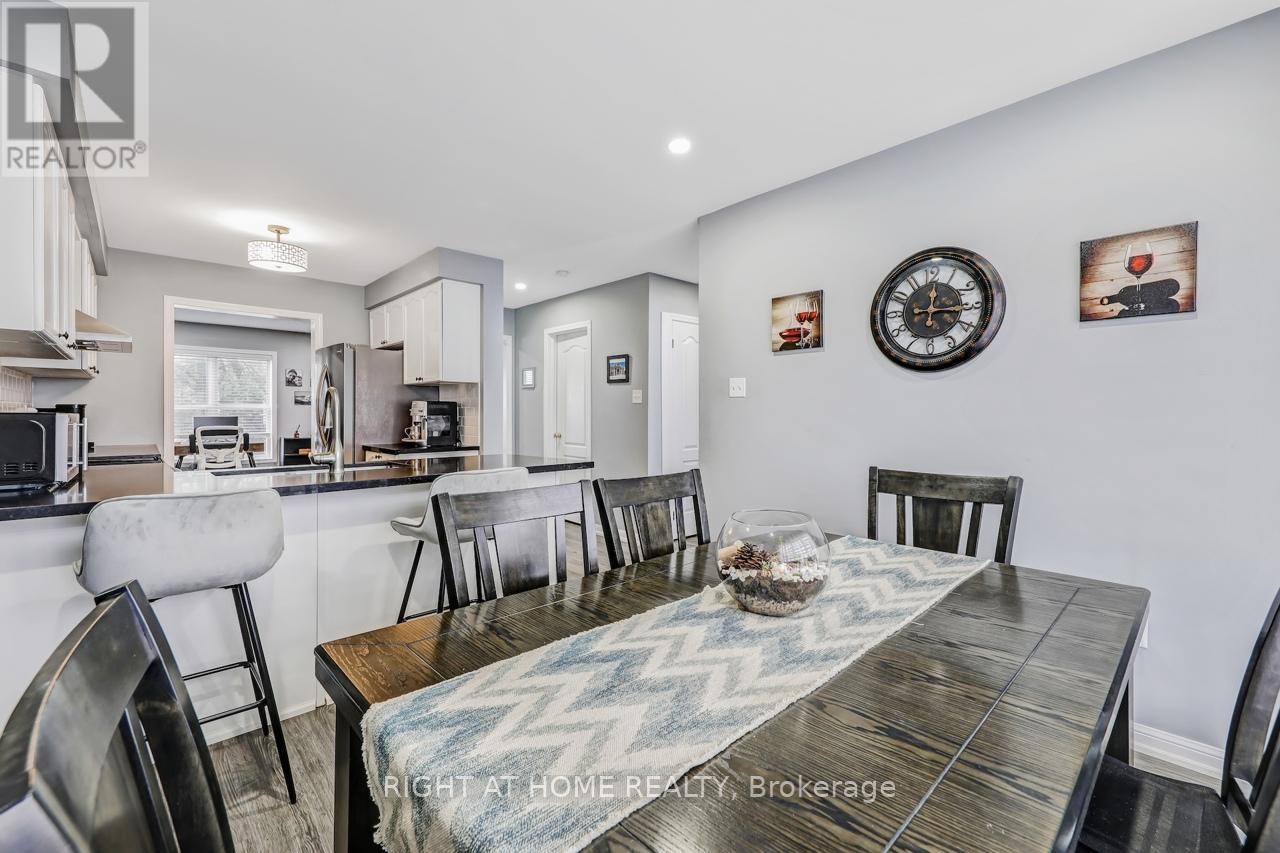 












23 SEED HOUSE LANE

,
Halton Hills (Georgetown),




Ontario
L7G6K3

