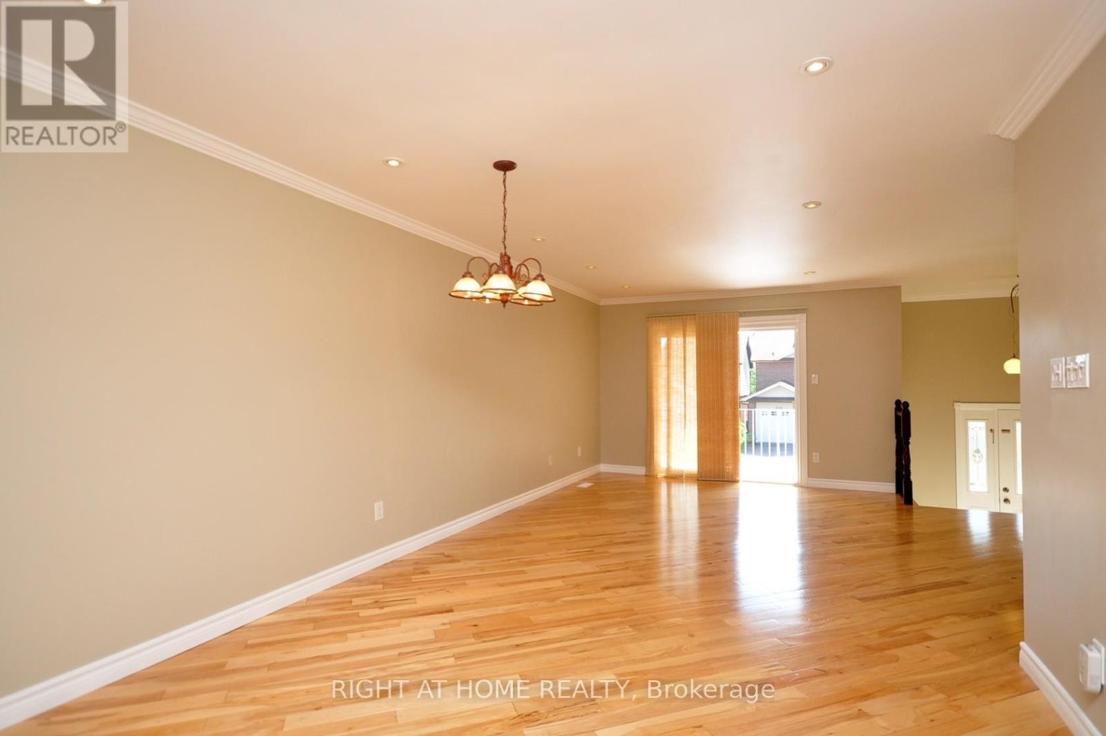 












4165 QUAKER HILL DRIVE

,
Mississauga (Creditview),




Ontario
L5C3M2

