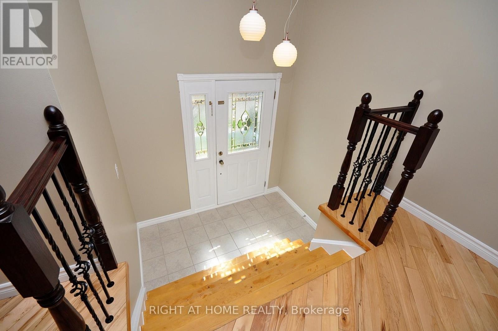 












4165 QUAKER HILL DRIVE

,
Mississauga (Creditview),




Ontario
L5C3M2

