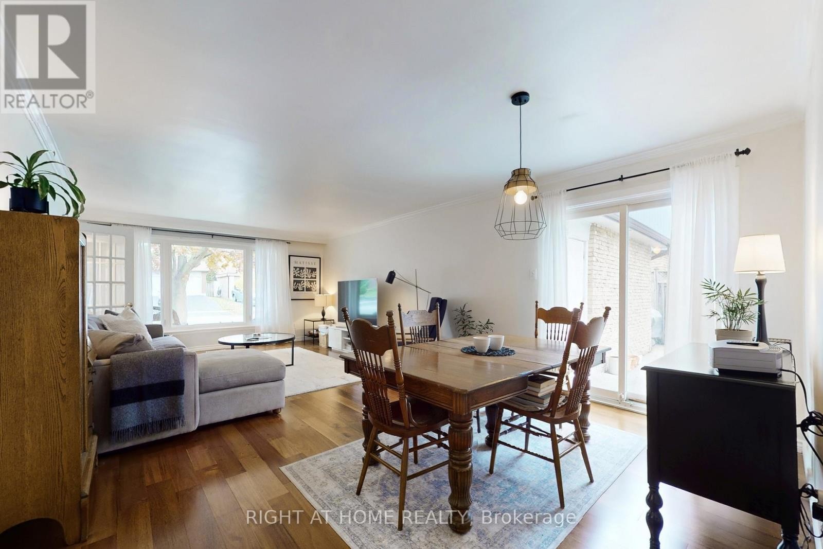 












7161 TAMAR ROAD

,
Mississauga (Meadowvale),




Ontario
L5N1Y7

