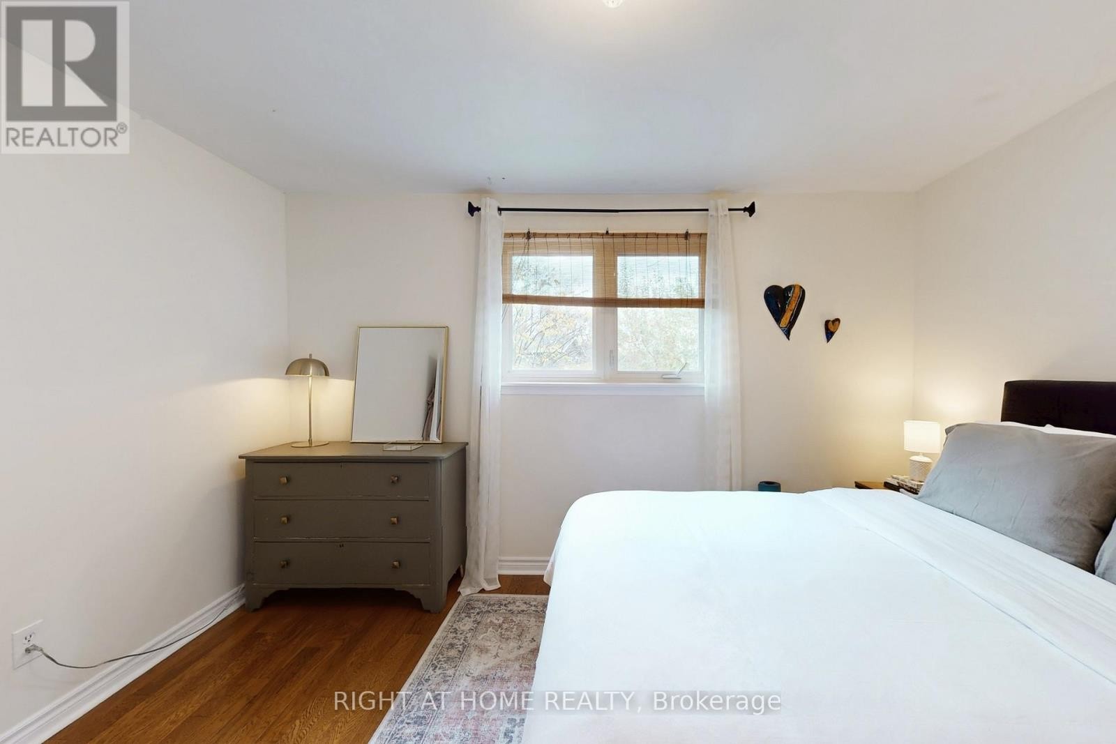 












7161 TAMAR ROAD

,
Mississauga (Meadowvale),




Ontario
L5N1Y7

