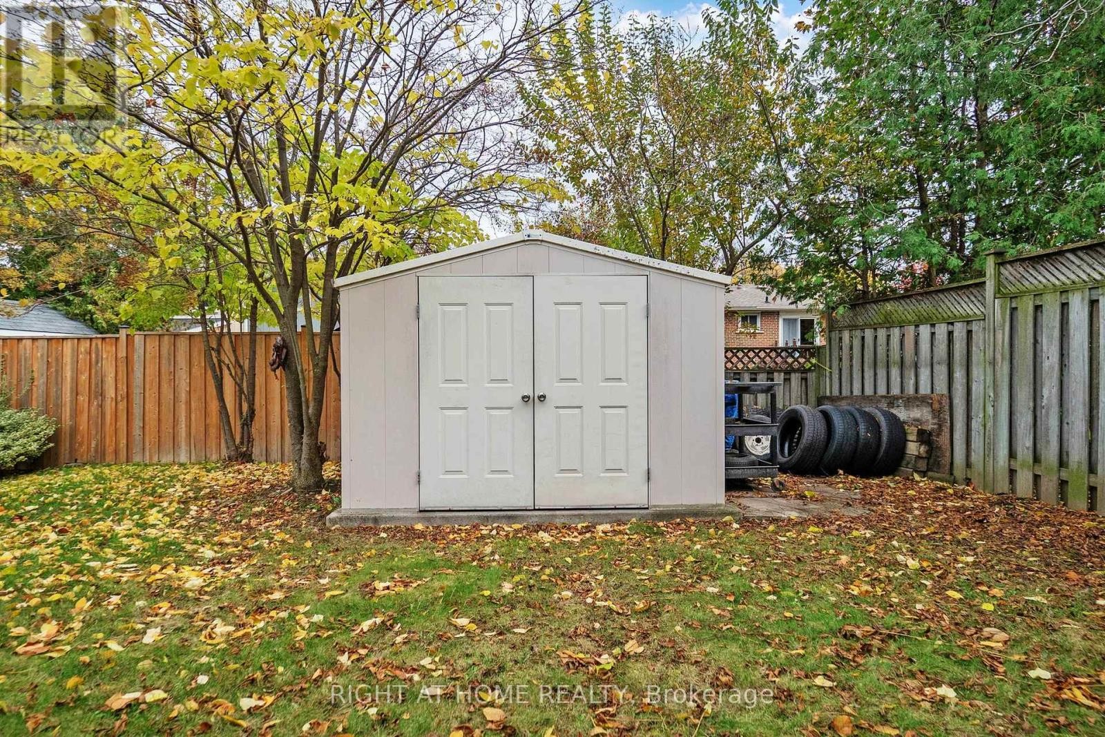 












7161 TAMAR ROAD

,
Mississauga (Meadowvale),




Ontario
L5N1Y7

