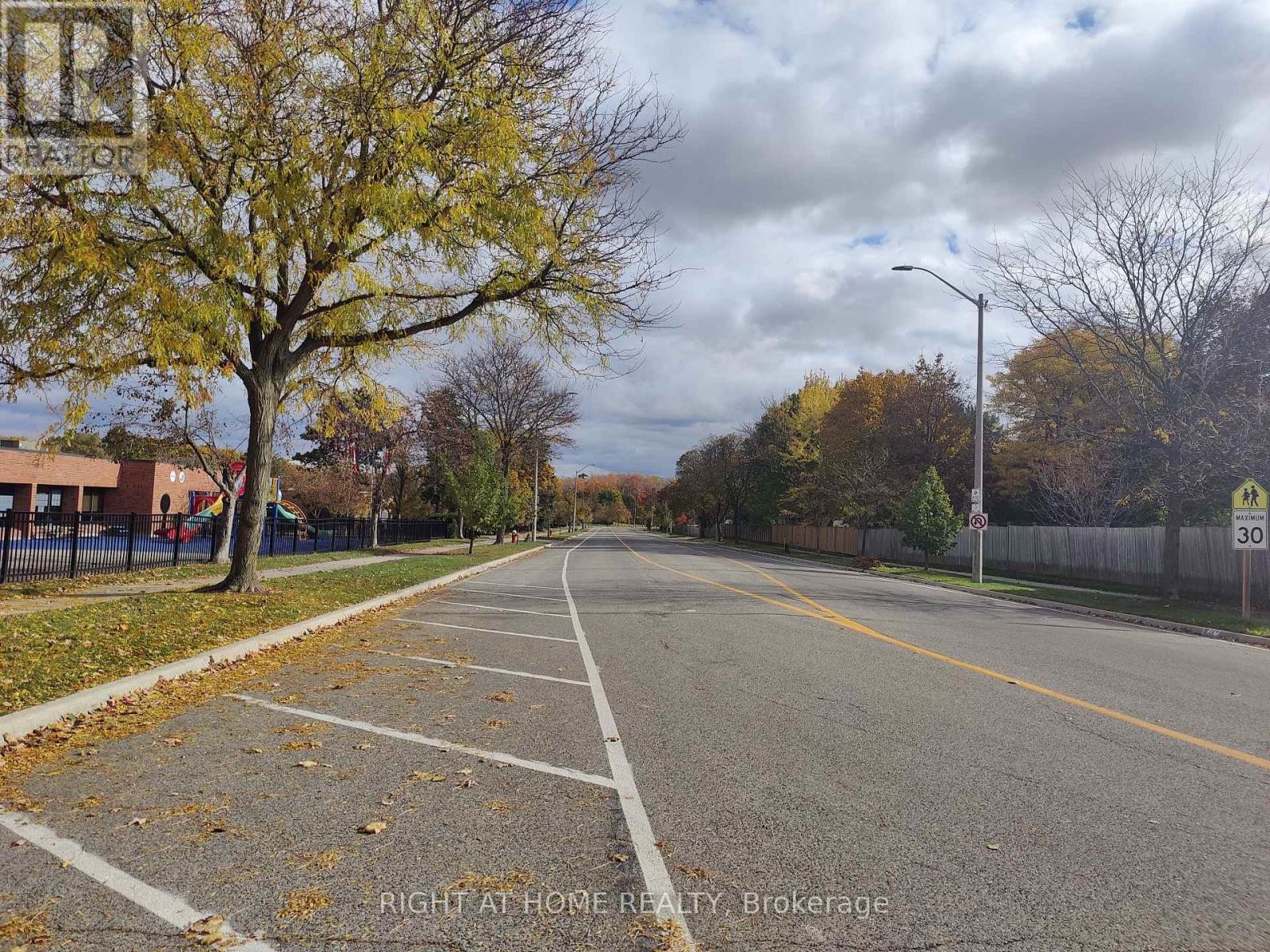 












7161 TAMAR ROAD

,
Mississauga (Meadowvale),




Ontario
L5N1Y7

