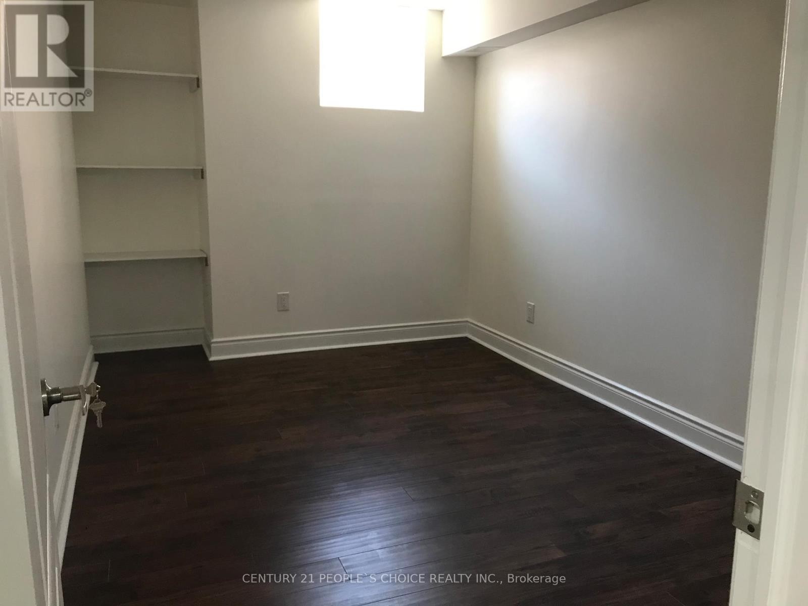 












10 AMARETTO COURT

,
Brampton (Credit Valley),




Ontario
L6X5M9

