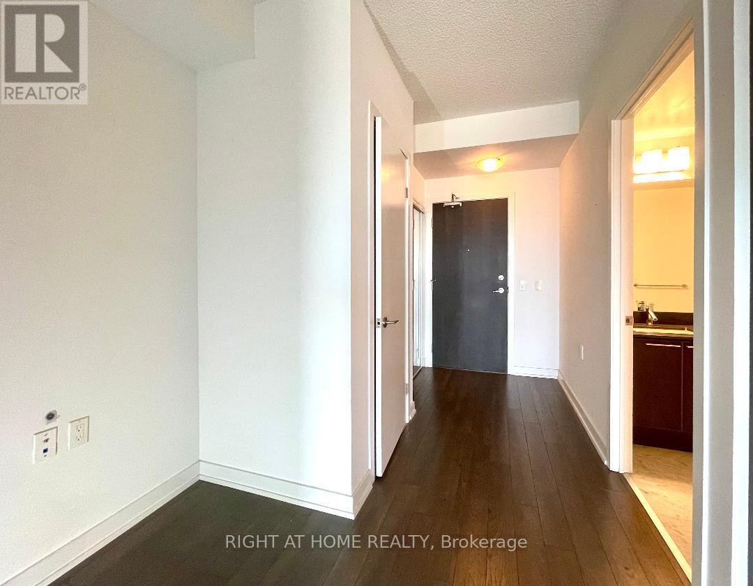 












2208 - 10 PARK LAWN ROAD

,
Toronto (Mimico),




Ontario
M8V0H9

