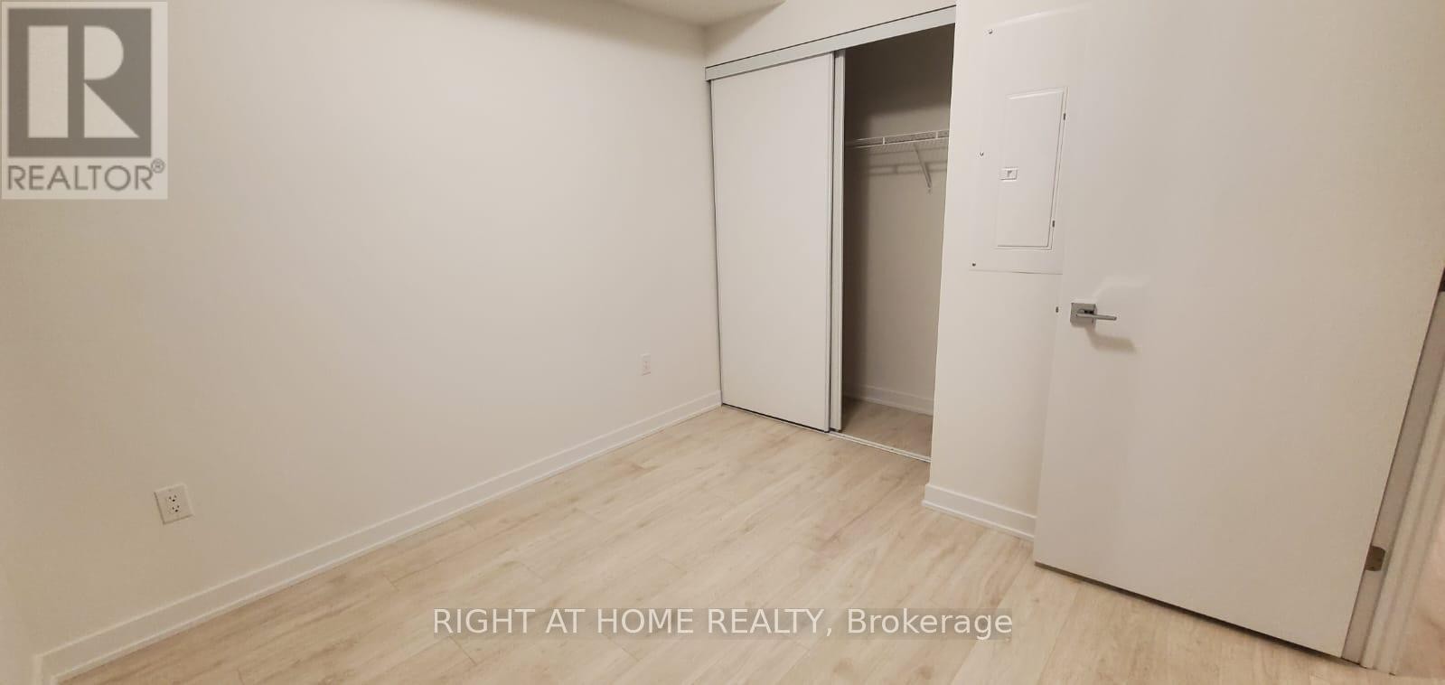 












512 - 500 PLAINS ROAD E

,
Burlington (LaSalle),




Ontario
L7T2E1

