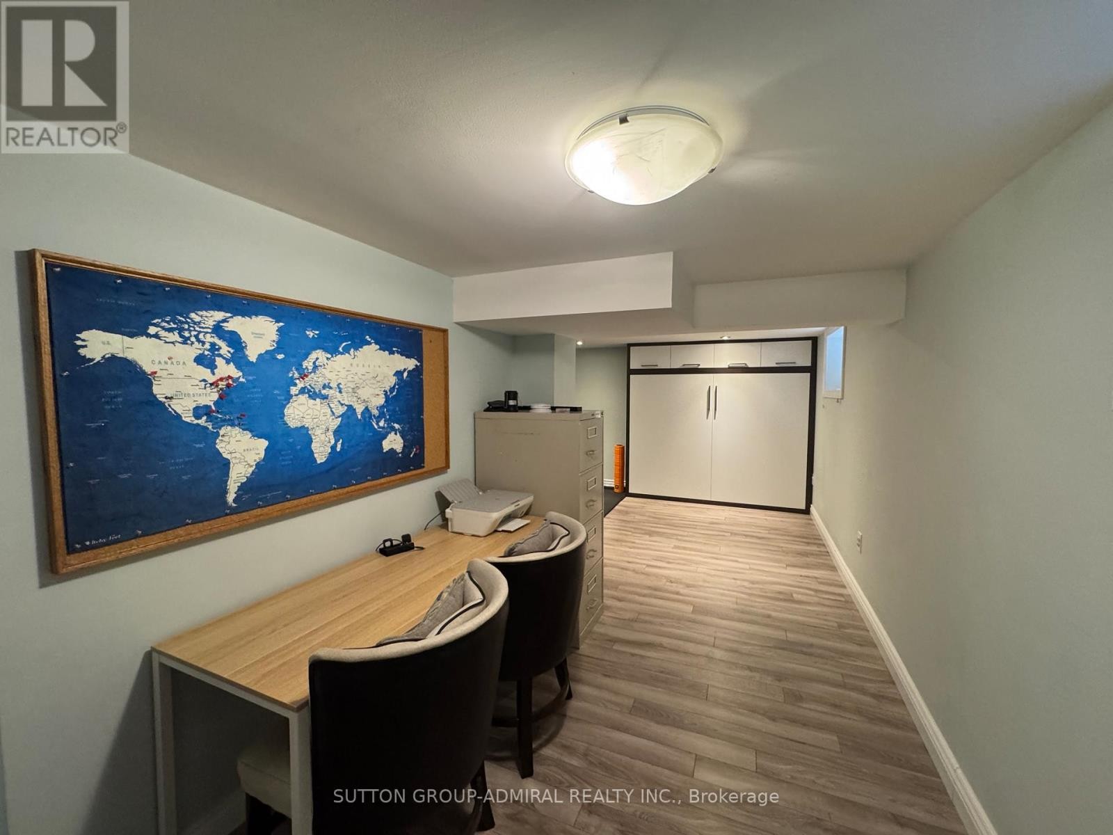 












37 COPPERMILL DRIVE

,
Toronto (Rexdale-Kipling),




Ontario
M9W3Z4

