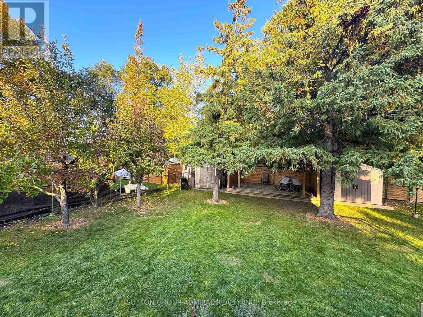 












37 COPPERMILL DRIVE

,
Toronto (Rexdale-Kipling),




Ontario
M9W3Z4

