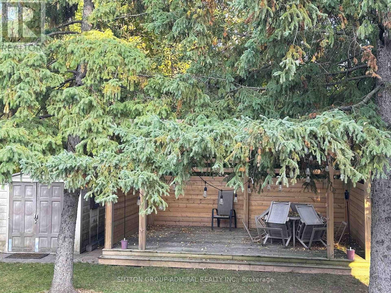 












37 COPPERMILL DRIVE

,
Toronto (Rexdale-Kipling),




Ontario
M9W3Z4

