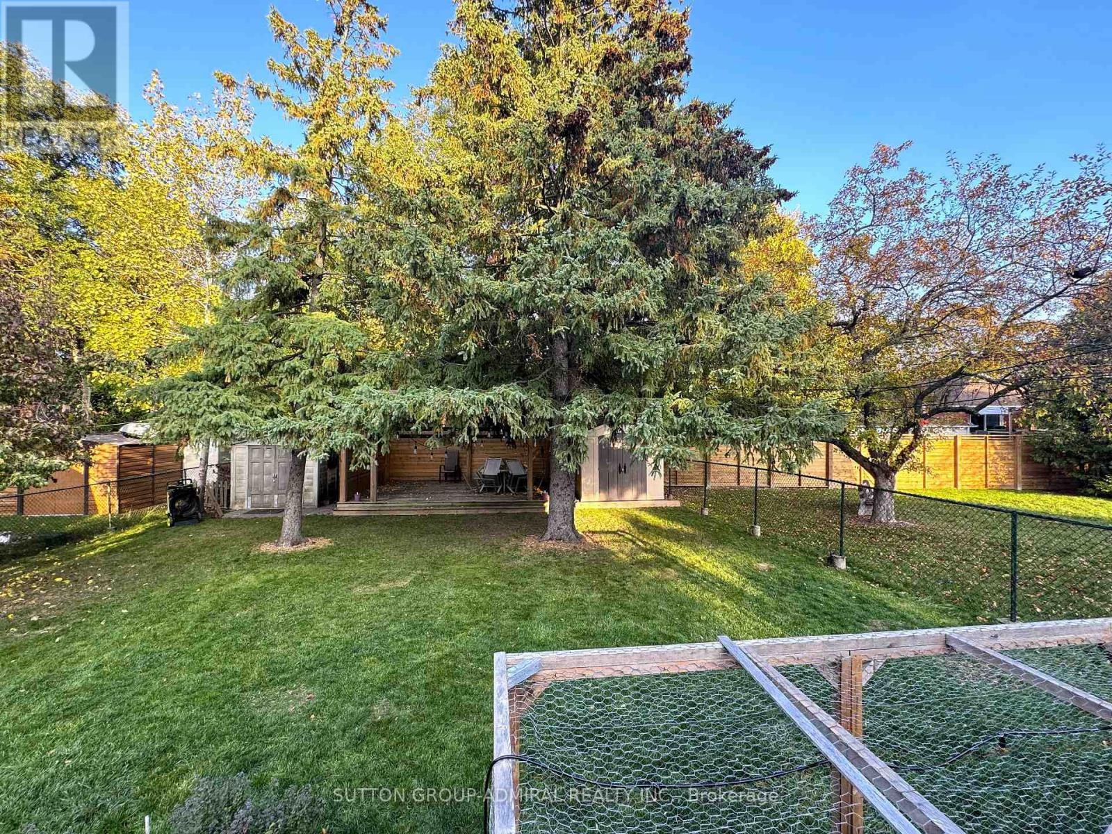 












37 COPPERMILL DRIVE

,
Toronto (Rexdale-Kipling),




Ontario
M9W3Z4

