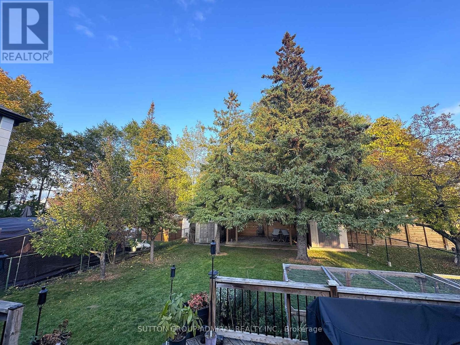 












37 COPPERMILL DRIVE

,
Toronto (Rexdale-Kipling),




Ontario
M9W3Z4

