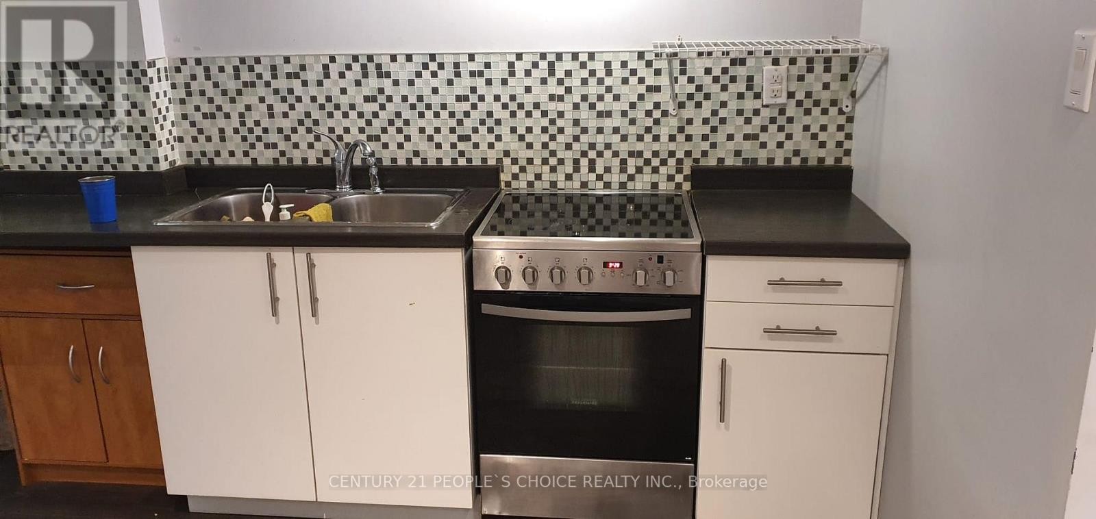 












BSMT - 3210 CARABELLA WAY

,
Mississauga (Churchill Meadows),




Ontario
L5M6S6

