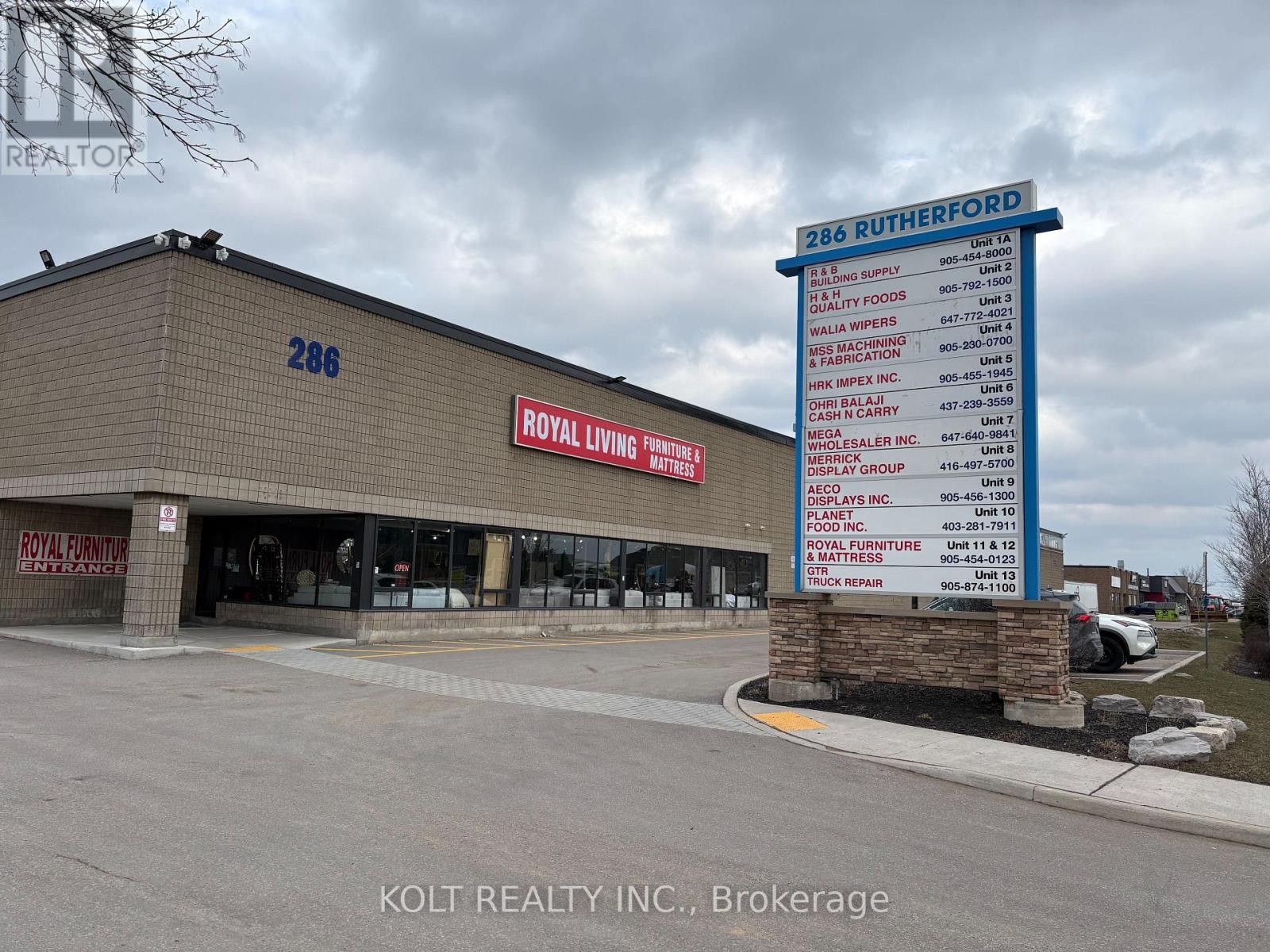 












10 - 286 RUTHERFORD ROAD S

,
Brampton (Steeles Industrial),




Ontario
L6W3J9

