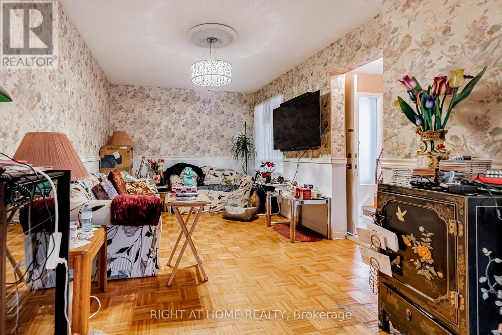 












4278 SAWMILL VALLEY DRIVE

,
Mississauga (Erin Mills),




Ontario
L5L3M9

