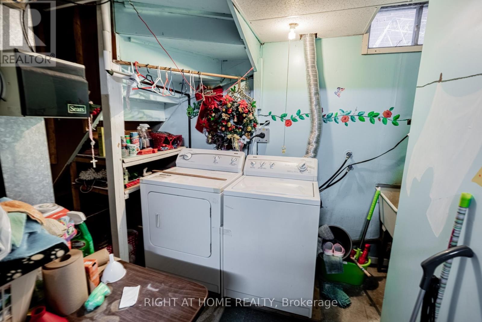 












4278 SAWMILL VALLEY DRIVE

,
Mississauga (Erin Mills),




Ontario
L5L3M9

