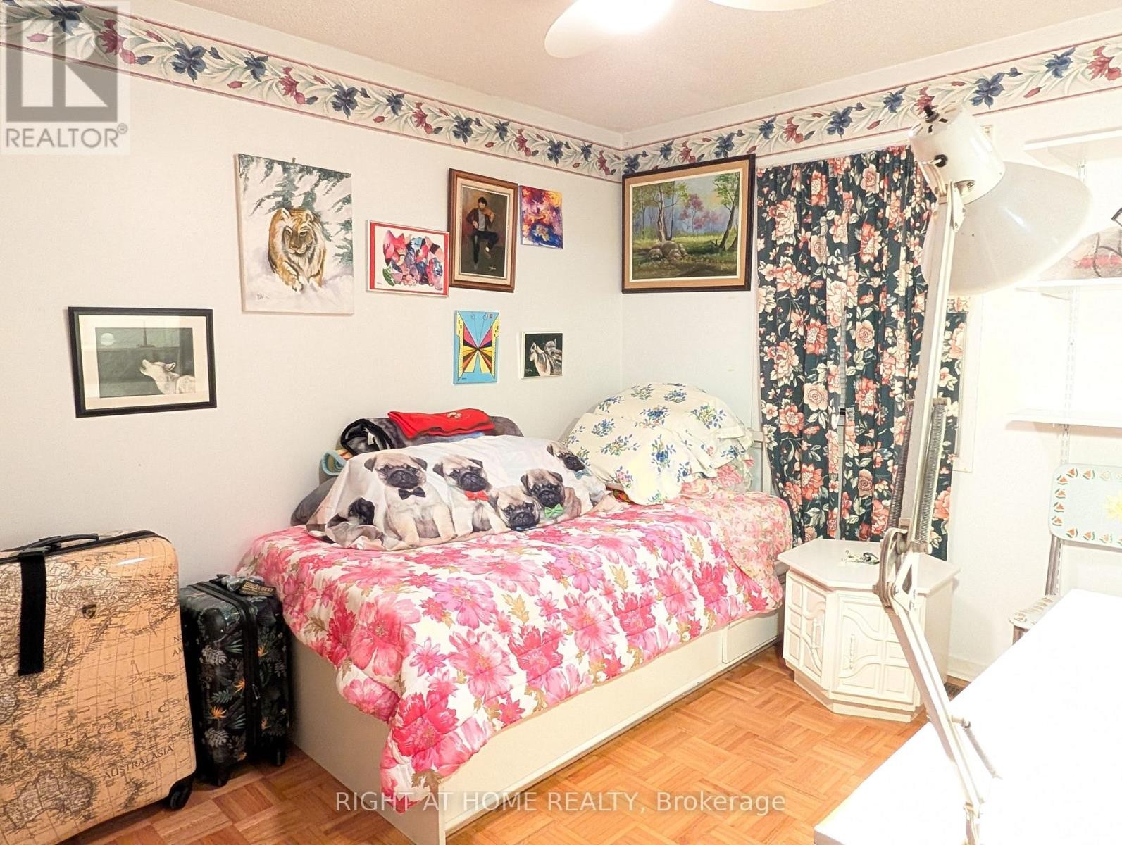 












4278 SAWMILL VALLEY DRIVE

,
Mississauga (Erin Mills),




Ontario
L5L3M9

