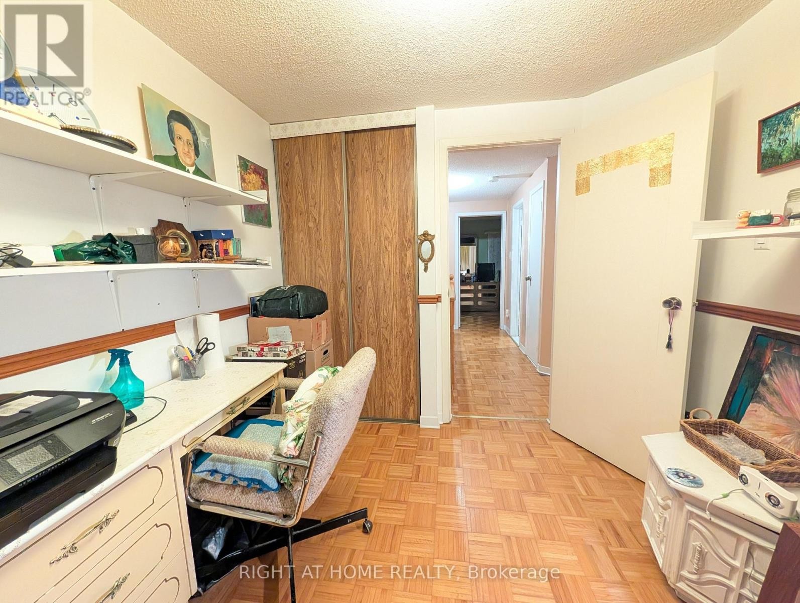 












4278 SAWMILL VALLEY DRIVE

,
Mississauga (Erin Mills),




Ontario
L5L3M9

