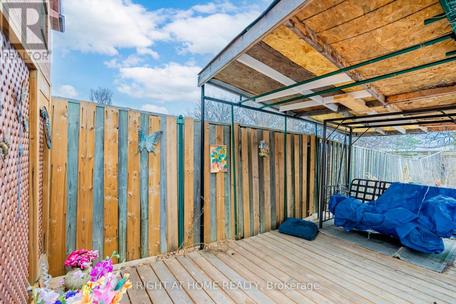 












4278 SAWMILL VALLEY DRIVE

,
Mississauga (Erin Mills),




Ontario
L5L3M9

