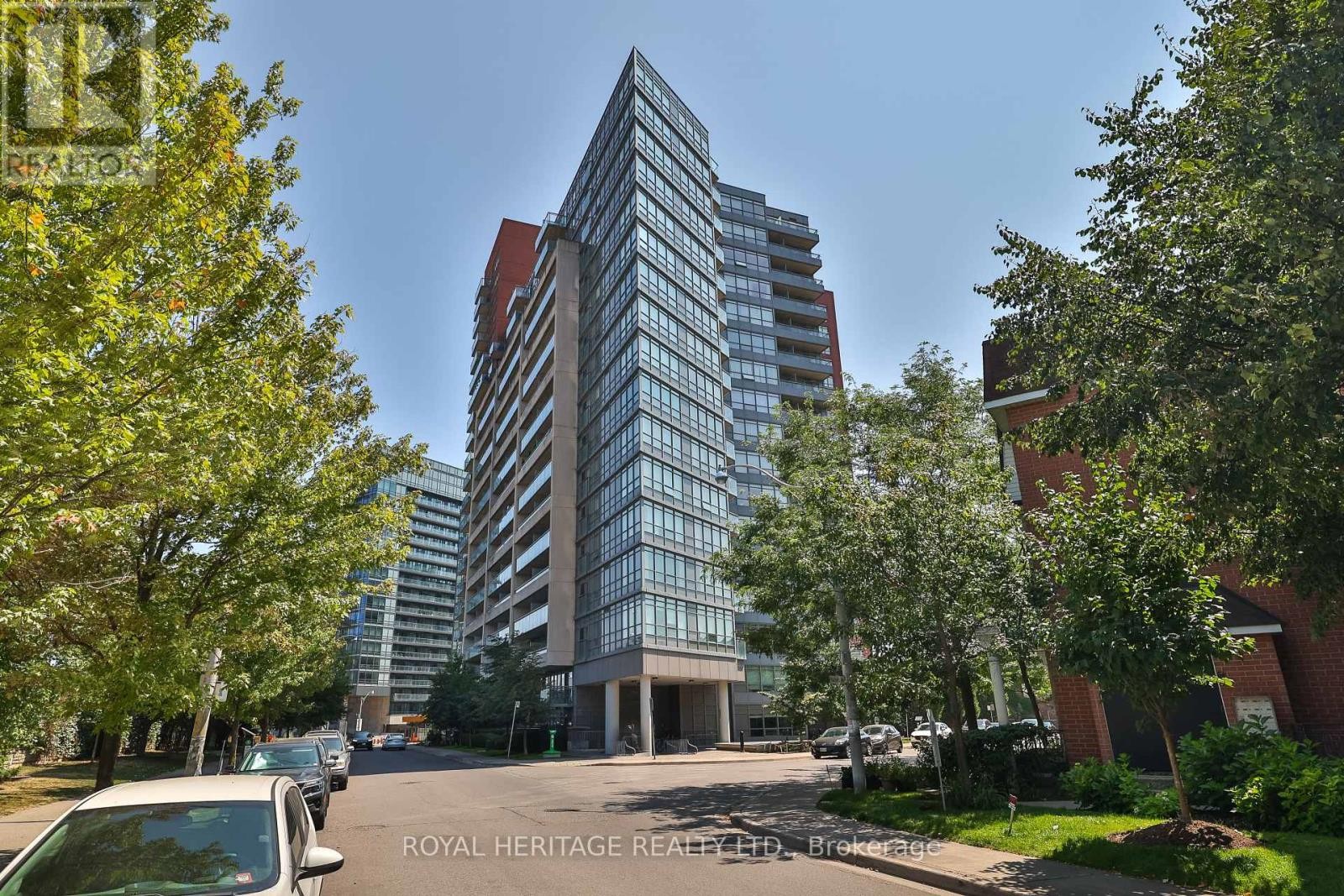 












104 - 38 JOE SHUSTER WAY

,
Toronto (South Parkdale),




Ontario
M6K0A5

