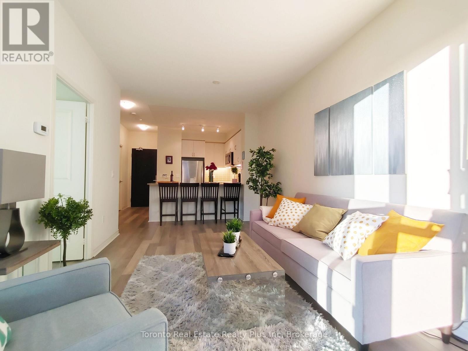 












403 - 39 ANNIE CRAIG DRIVE

,
Toronto (Mimico),




Ontario
M8V0H1

