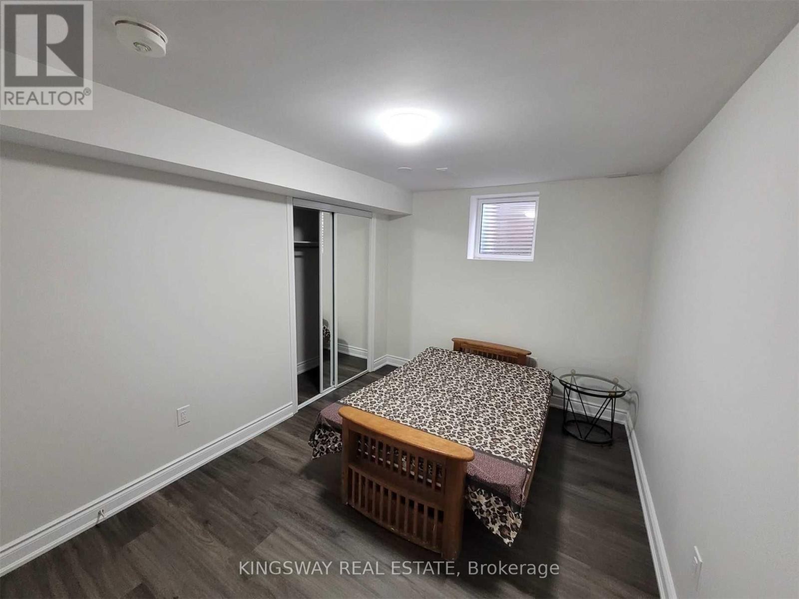 












LOWER - 6249 PRAIRIE CIRCLE

,
Mississauga (Lisgar),




Ontario
L5N5Y9

