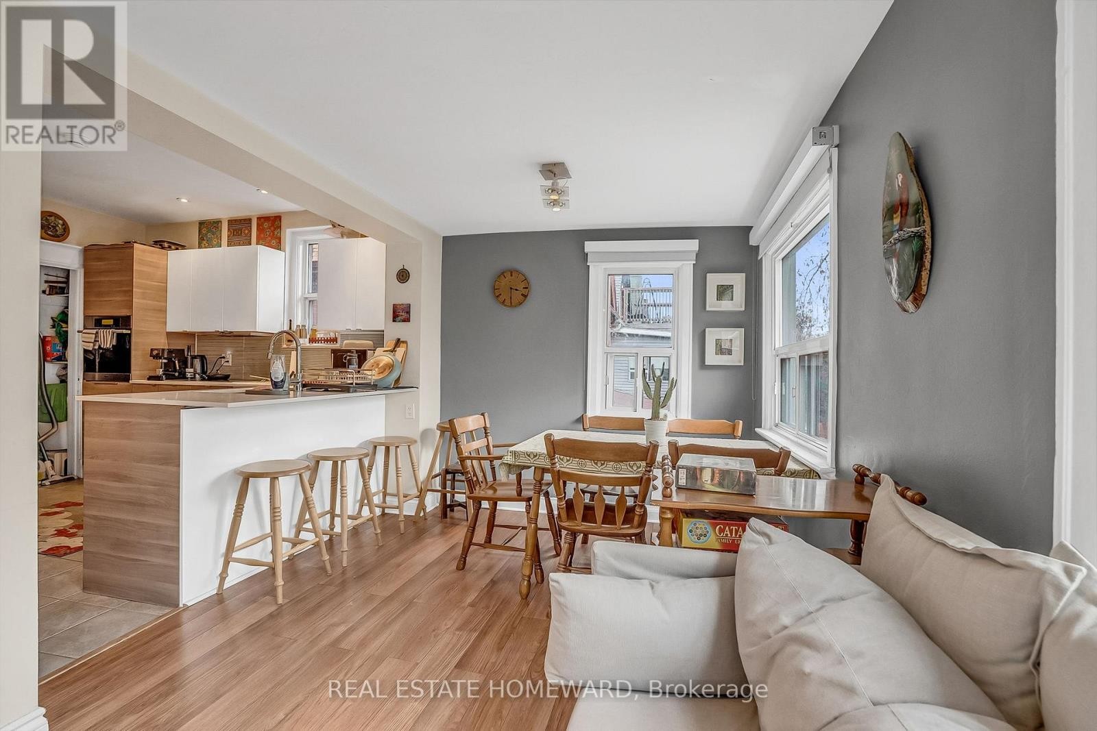 












272 KEELE STREET

,
Toronto (Junction Area),




Ontario
M6P2K4

