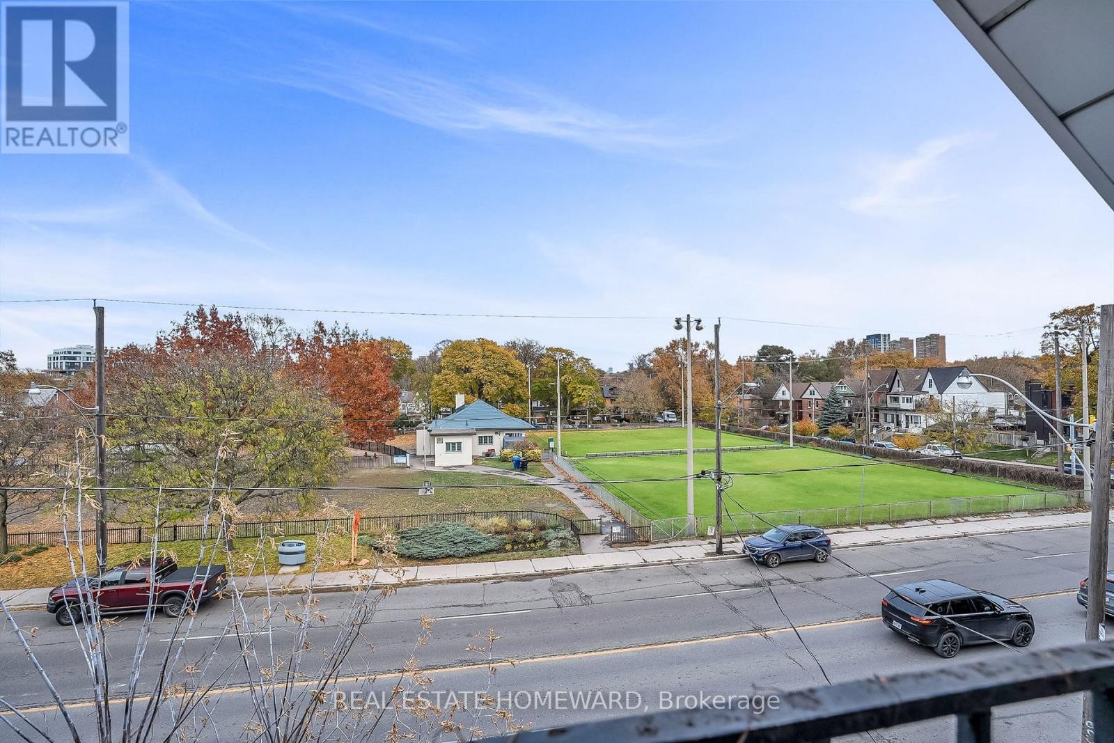 












272 KEELE STREET

,
Toronto (Junction Area),




Ontario
M6P2K4

