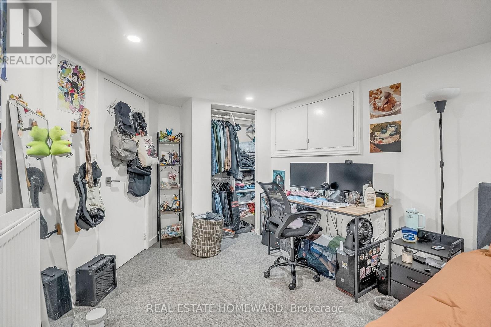 












272 KEELE STREET

,
Toronto (Junction Area),




Ontario
M6P2K4

