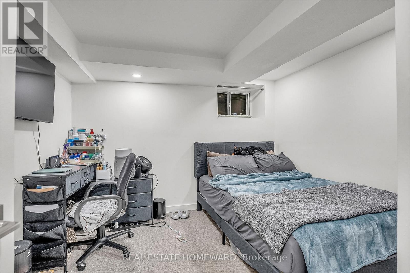 












272 KEELE STREET

,
Toronto (Junction Area),




Ontario
M6P2K4

