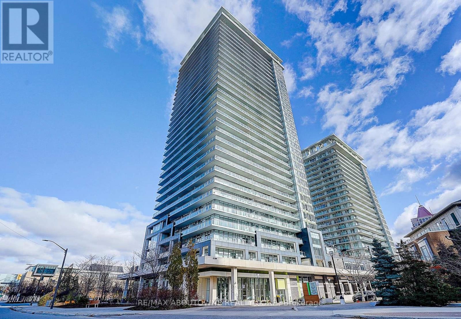 












2005 - 360 SQUARE ONE DRIVE

,
Mississauga (City Centre),




Ontario
L5B0G7

