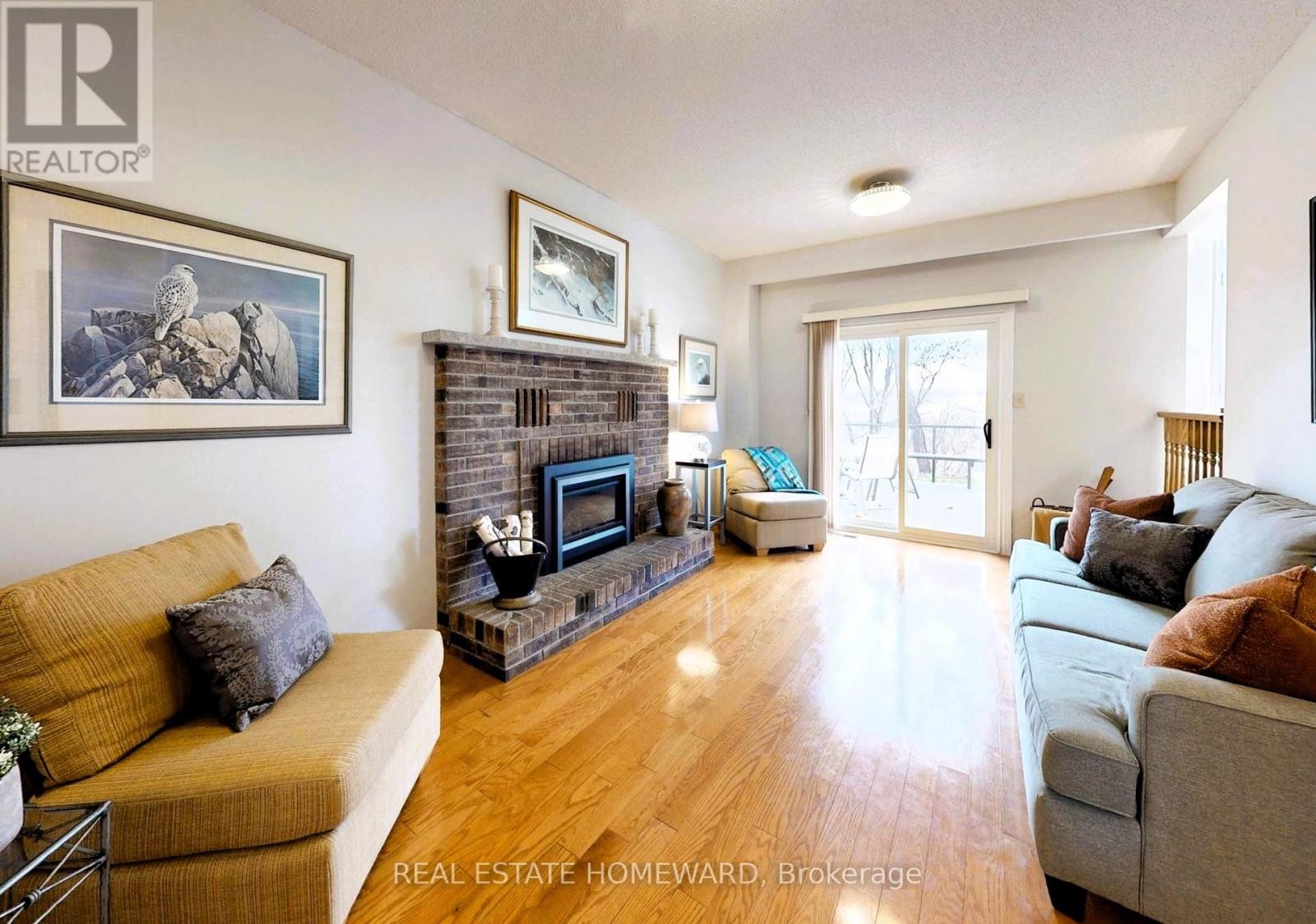 












3058 VIEWMOUNT ROAD

,
Oakville (WO West),




Ontario
L6L5M7

