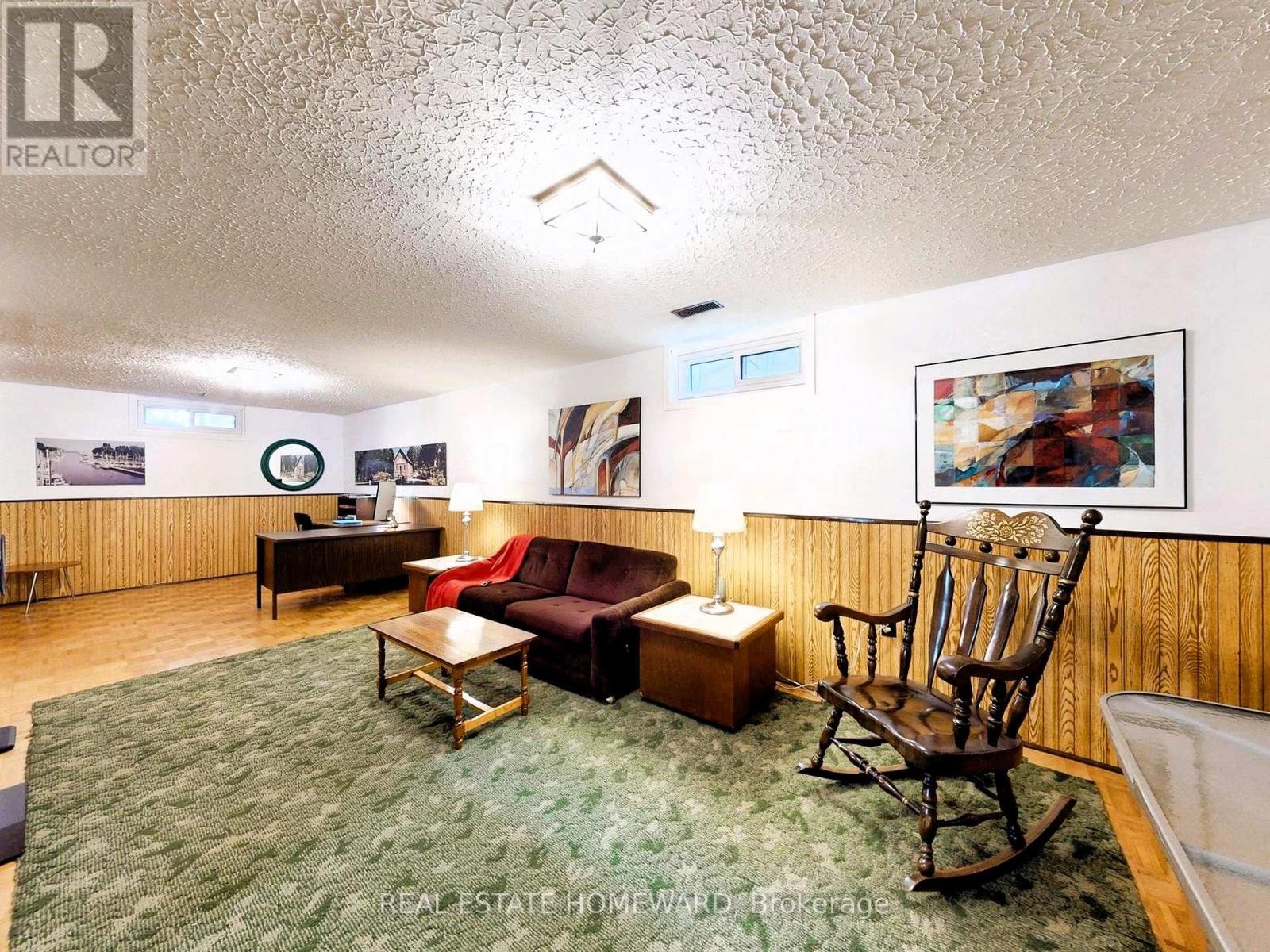 












3058 VIEWMOUNT ROAD

,
Oakville (WO West),




Ontario
L6L5M7

