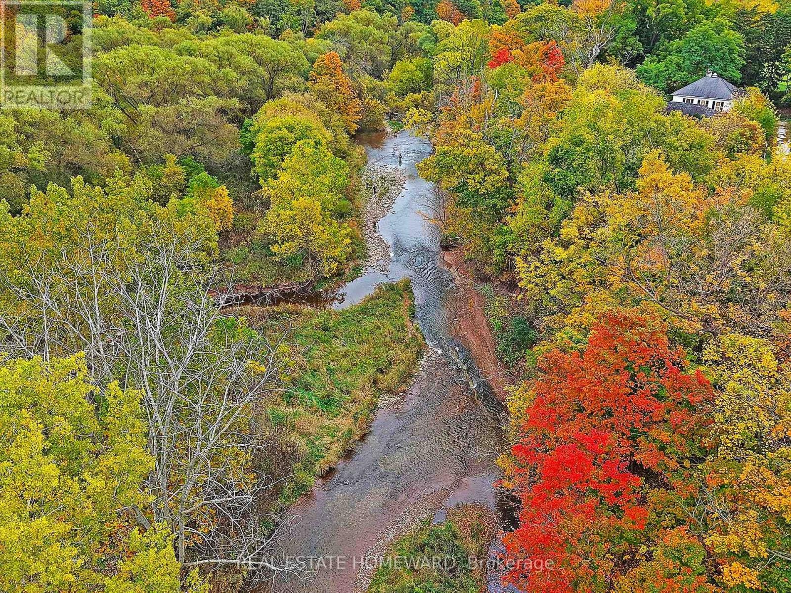 












3058 VIEWMOUNT ROAD

,
Oakville (WO West),




Ontario
L6L5M7

