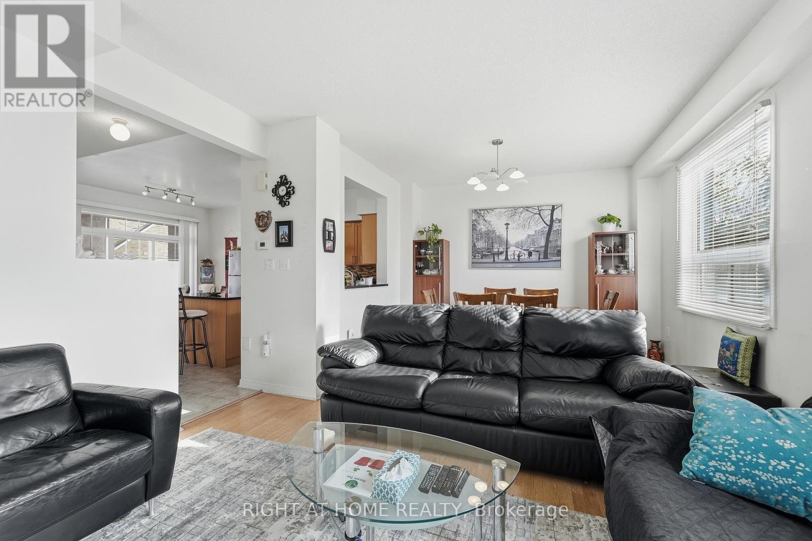 












154 - 7155 MAGISTRATE TERRACE

,
Mississauga (Meadowvale Village),




Ontario
L5W1Y9

