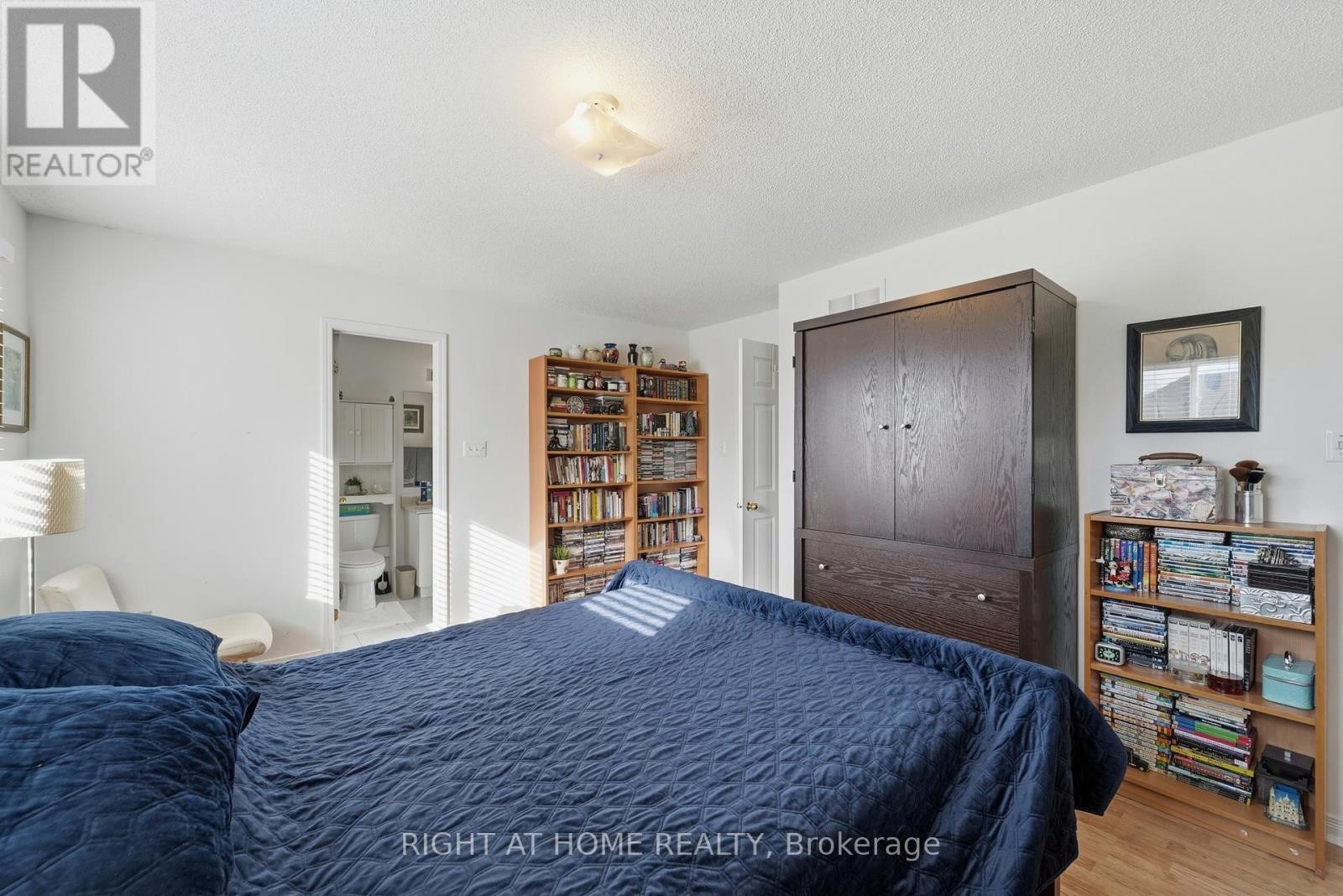 












154 - 7155 MAGISTRATE TERRACE

,
Mississauga (Meadowvale Village),




Ontario
L5W1Y9

