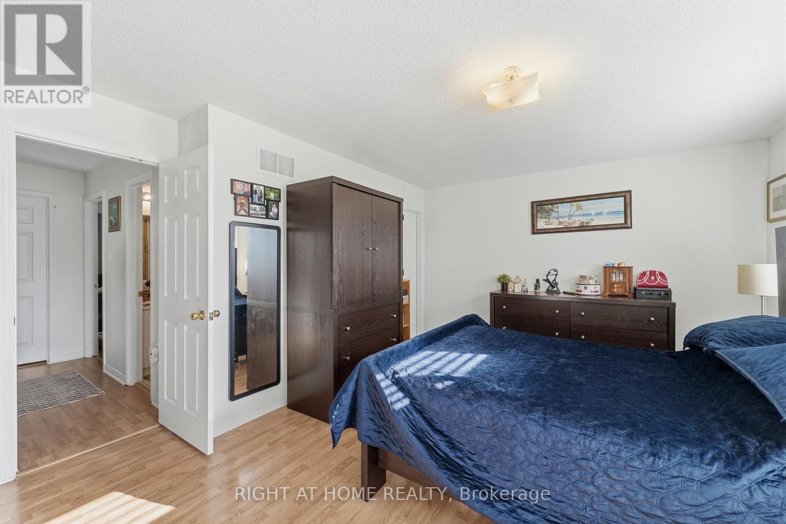 












154 - 7155 MAGISTRATE TERRACE

,
Mississauga (Meadowvale Village),




Ontario
L5W1Y9

