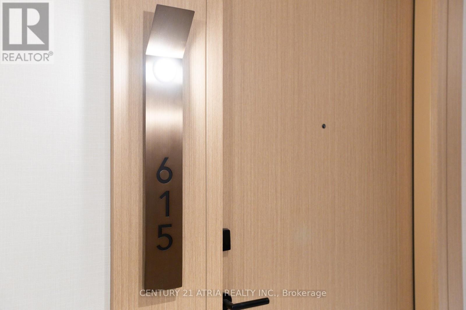 












615 - 60 CENTRAL PARK ROADWAY

,
Toronto (Islington-City Centre West),




Ontario
M9A0E6

