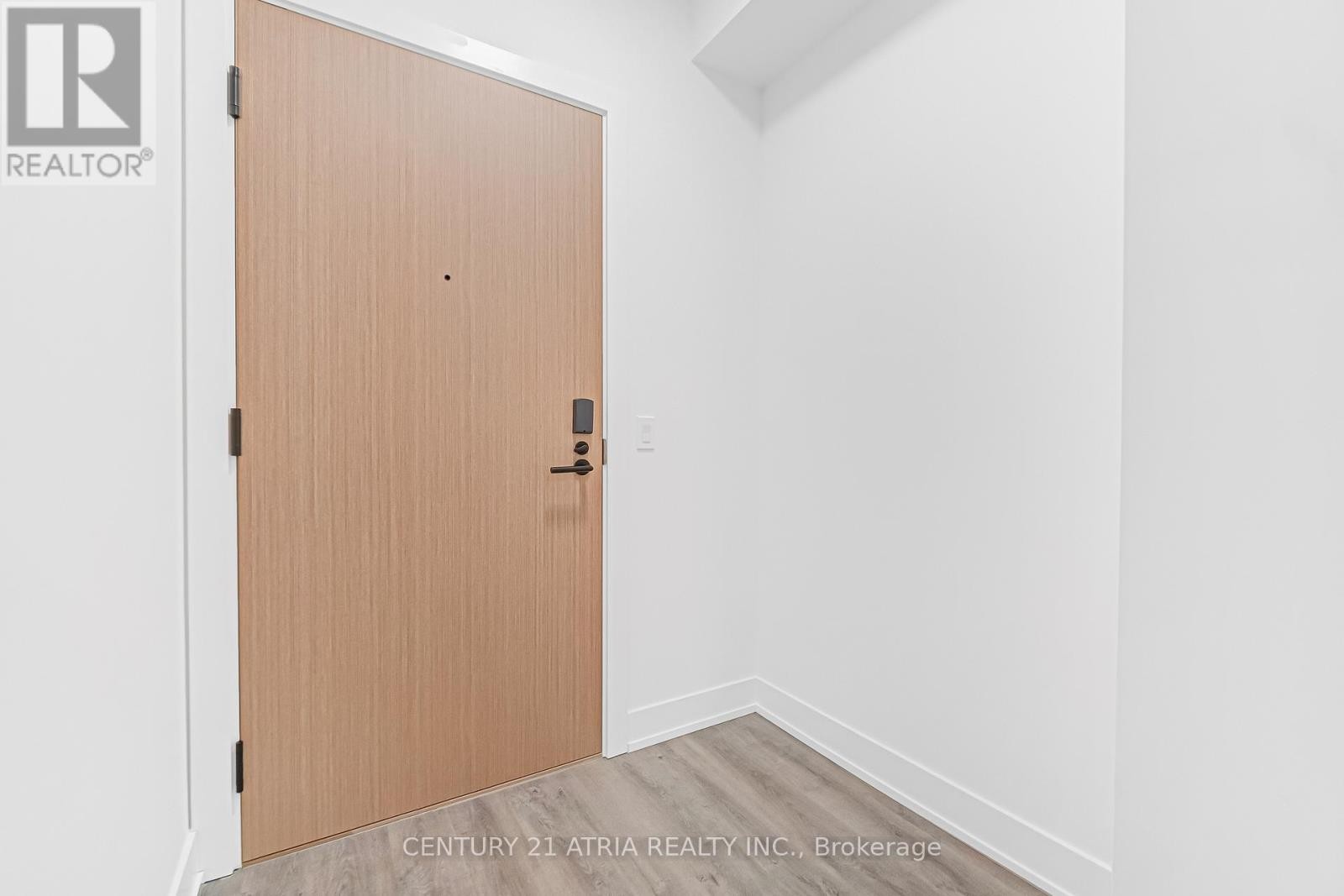 












615 - 60 CENTRAL PARK ROADWAY

,
Toronto (Islington-City Centre West),




Ontario
M9A0E6

