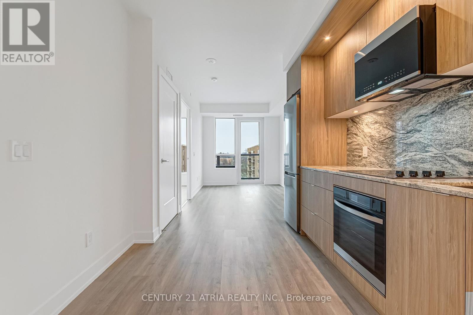 












615 - 60 CENTRAL PARK ROADWAY

,
Toronto (Islington-City Centre West),




Ontario
M9A0E6

