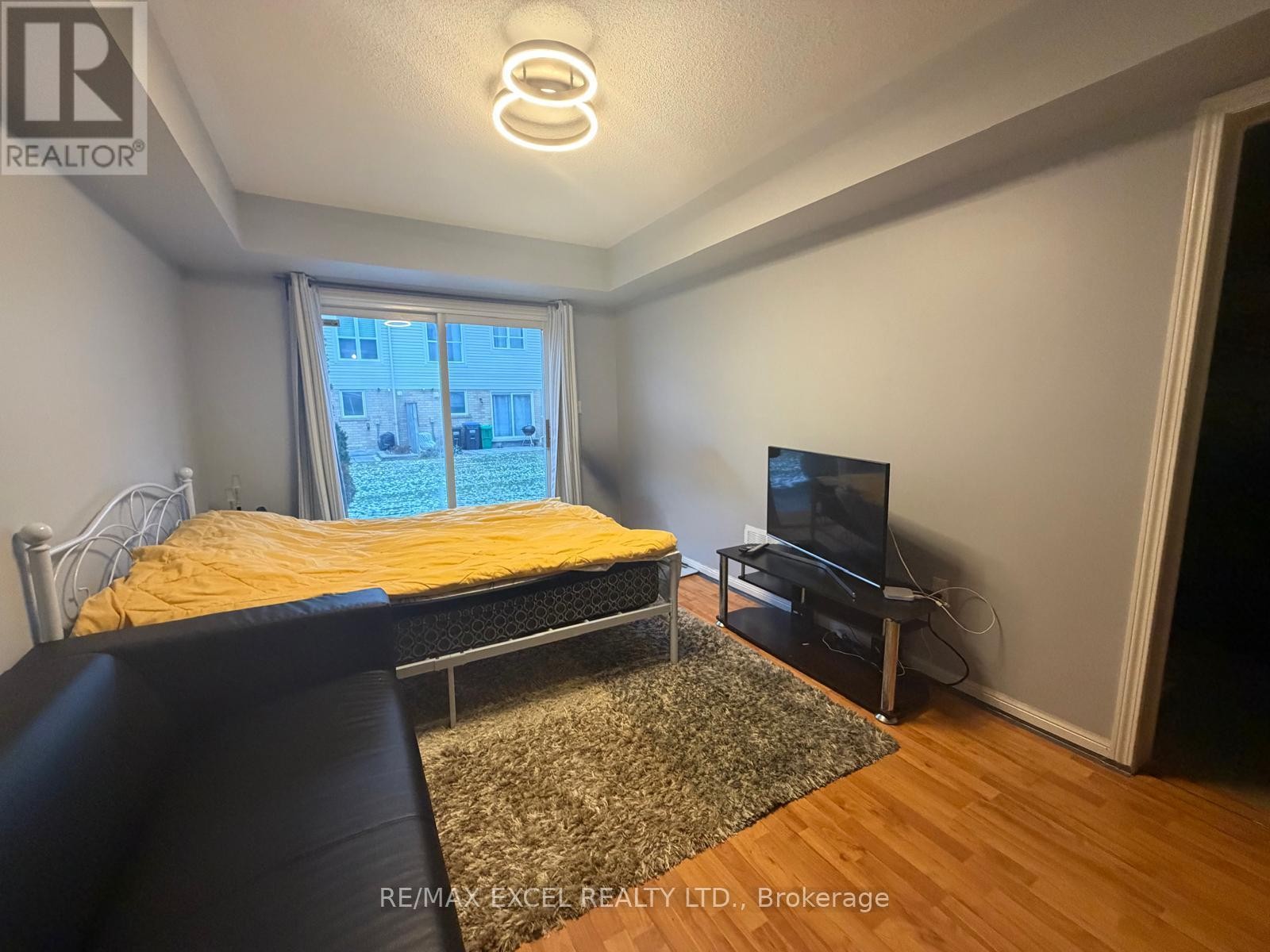 












161 - 5980 WHITEHORN AVENUE

,
Mississauga (East Credit),




Ontario
L5V2Y3


