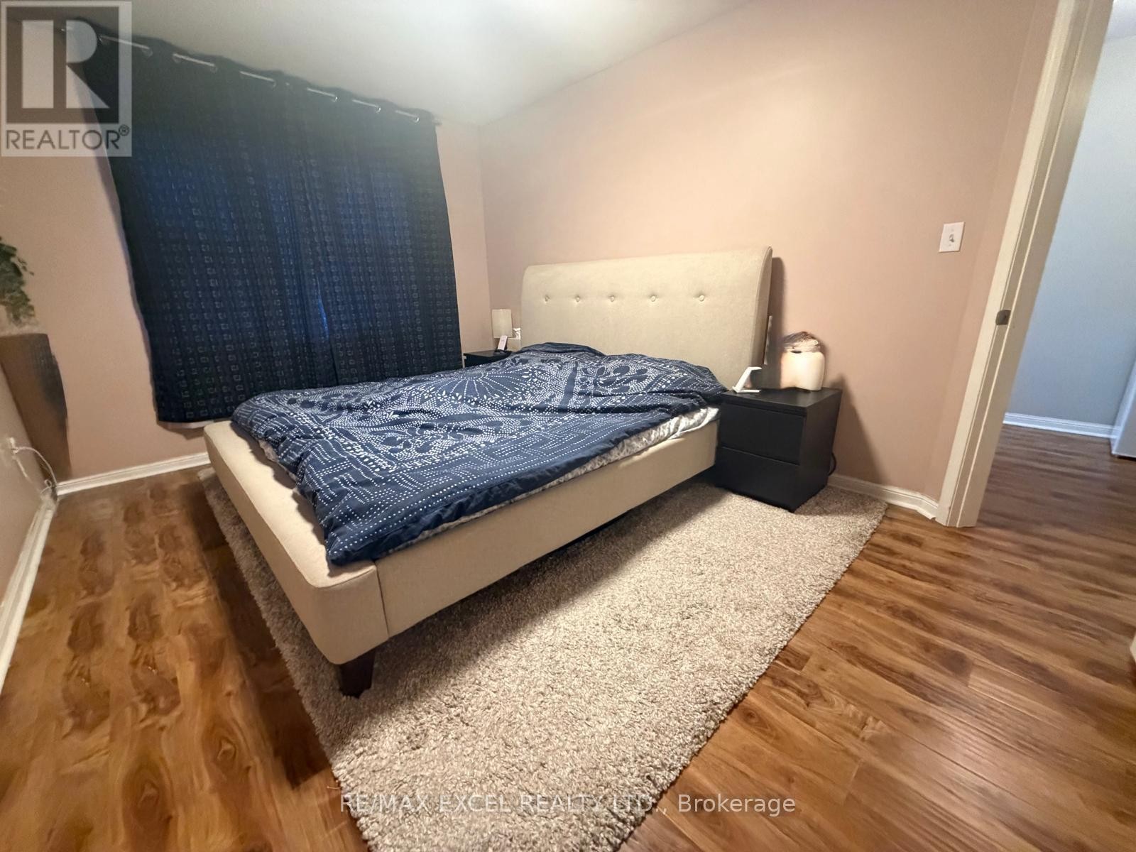 












161 - 5980 WHITEHORN AVENUE

,
Mississauga (East Credit),




Ontario
L5V2Y3

