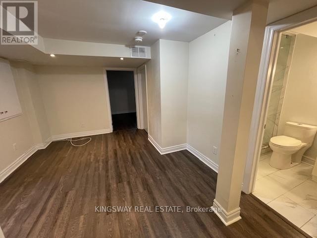 












BASEMENT - 872 BETHANY CRESCENT W

,
Mississauga (East Credit),




Ontario
L5V3B9

