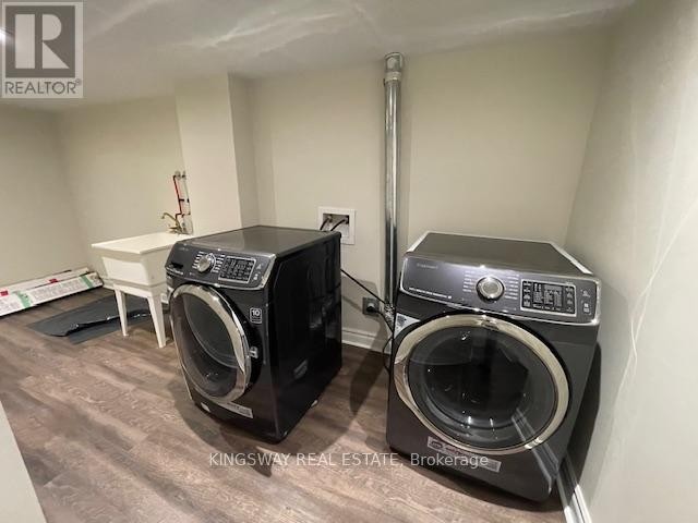 












BASEMENT - 872 BETHANY CRESCENT W

,
Mississauga (East Credit),




Ontario
L5V3B9

