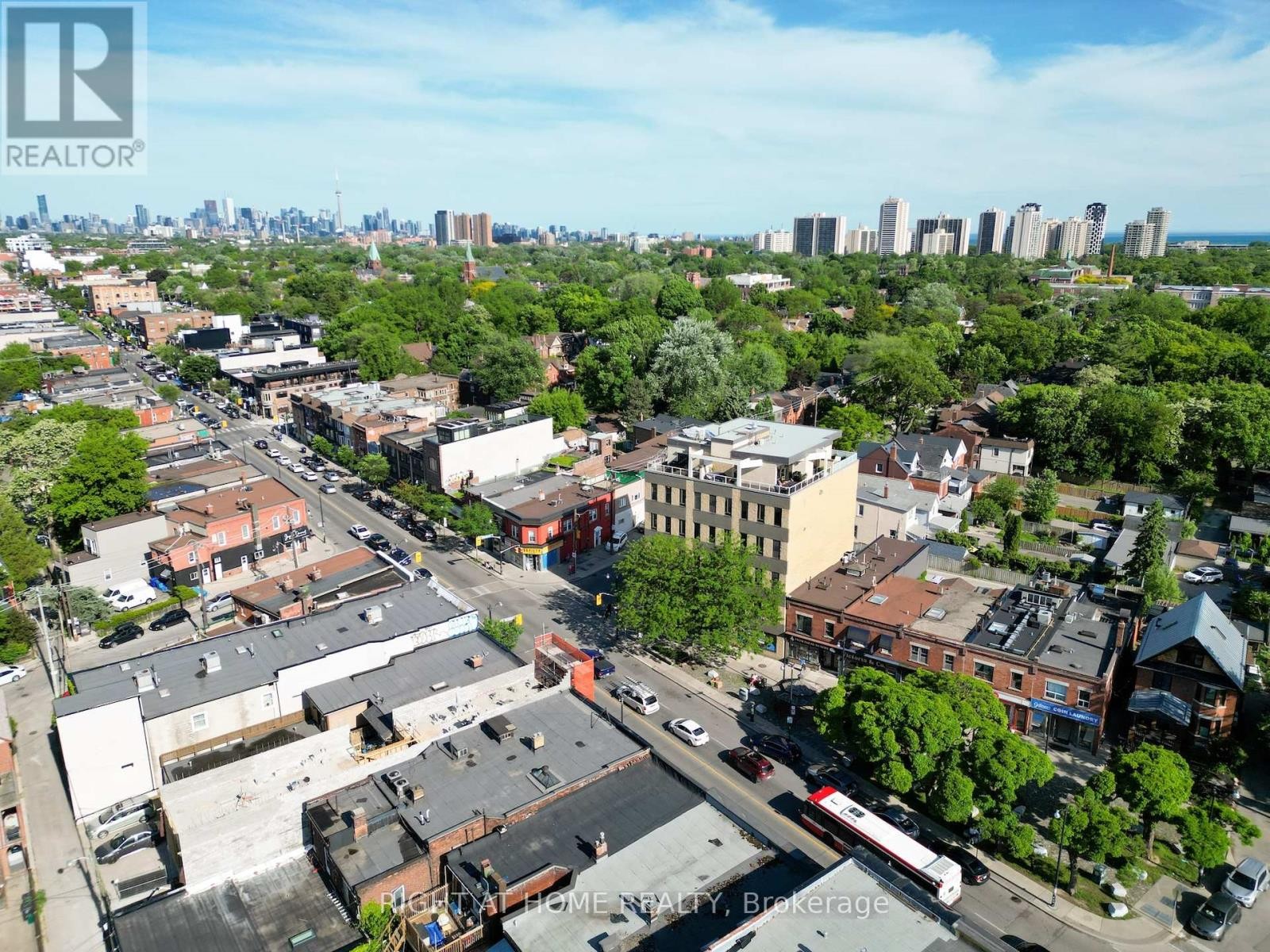 












504 - 1 ST JOHNS ROAD

,
Toronto (Junction Area),




Ontario
M6P1T7

